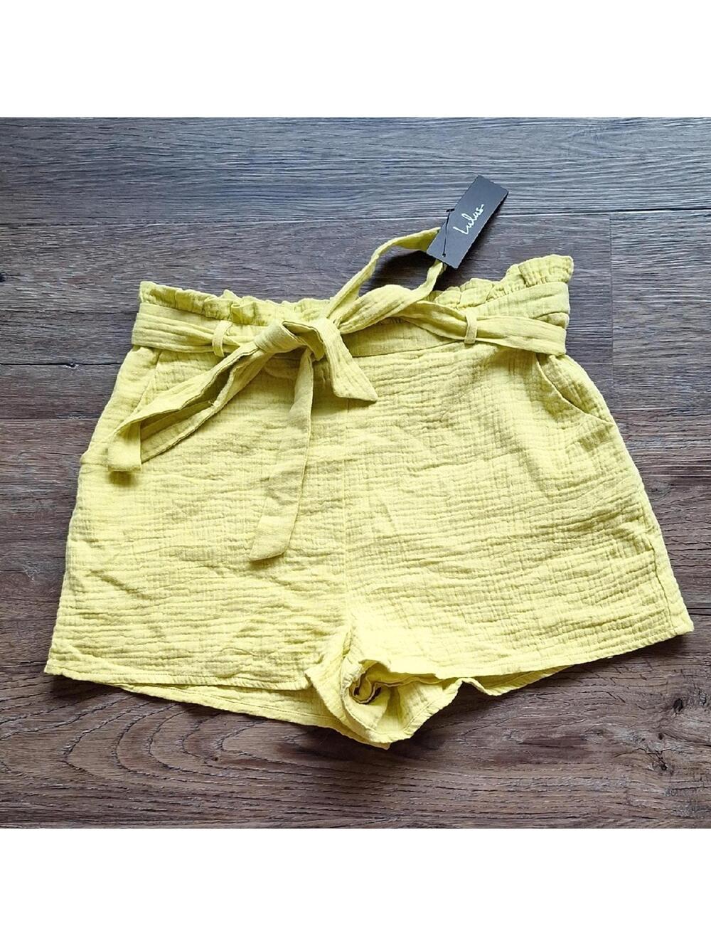 NWT Lulus 100% Cotton Paperbag Shorts Size Medium